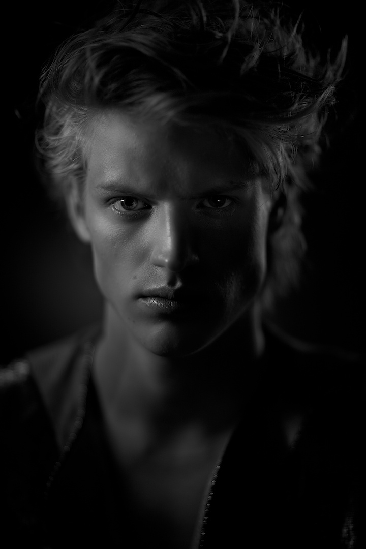 Folio 2012, photograph 1